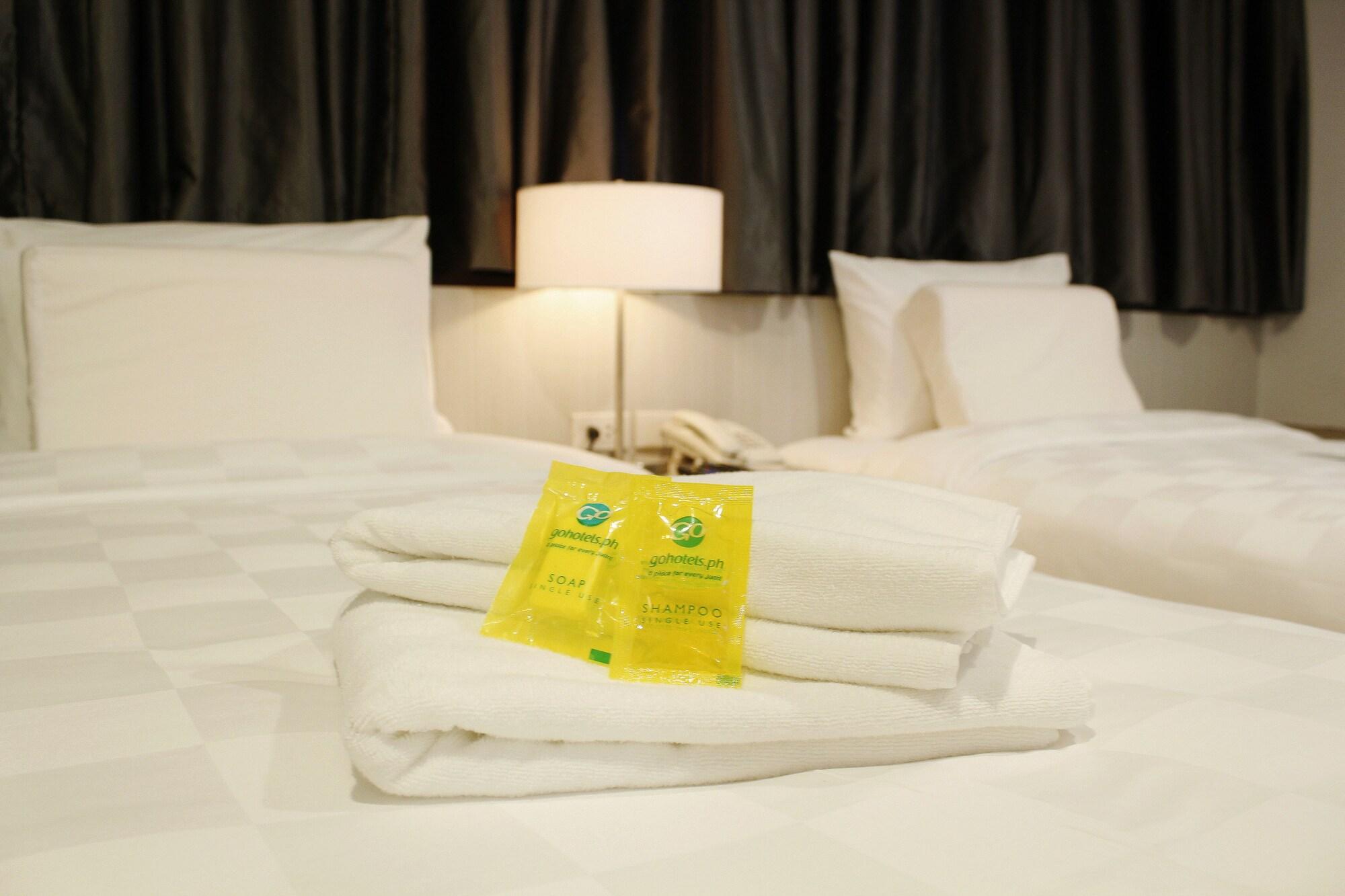 Go Hotels Τακλομπάν Εξωτερικό φωτογραφία