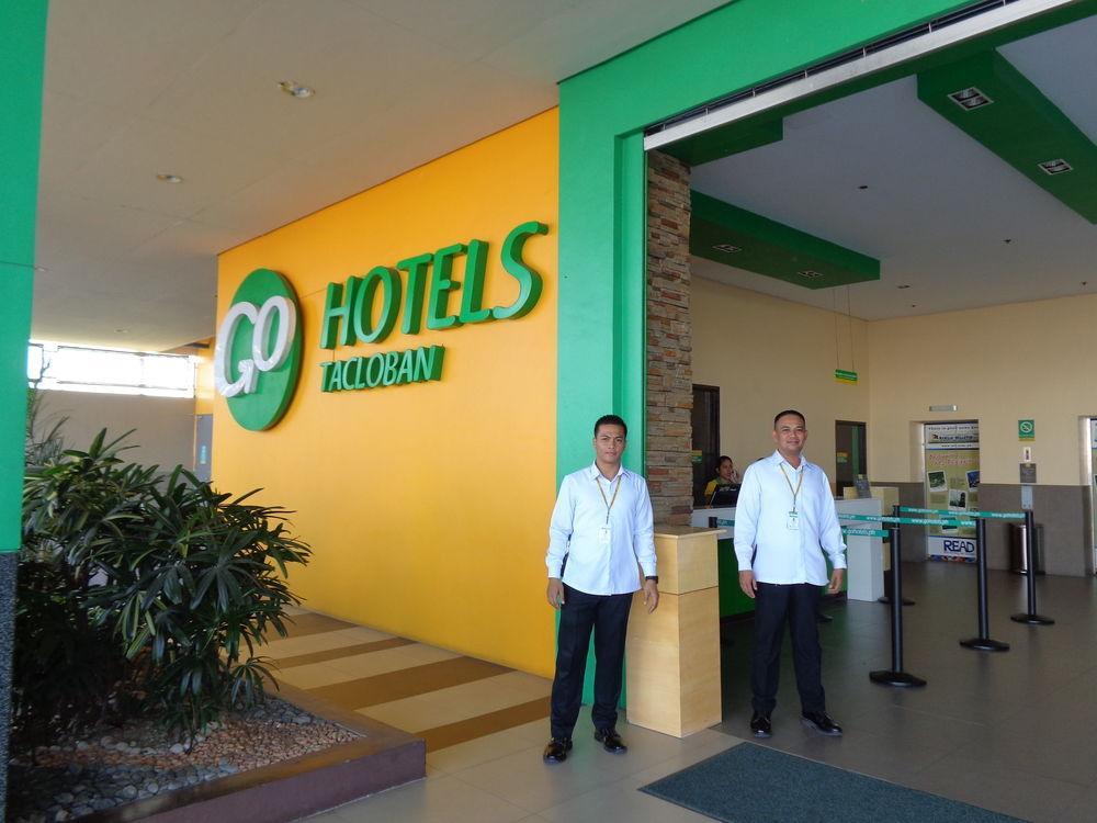 Go Hotels Τακλομπάν Εξωτερικό φωτογραφία